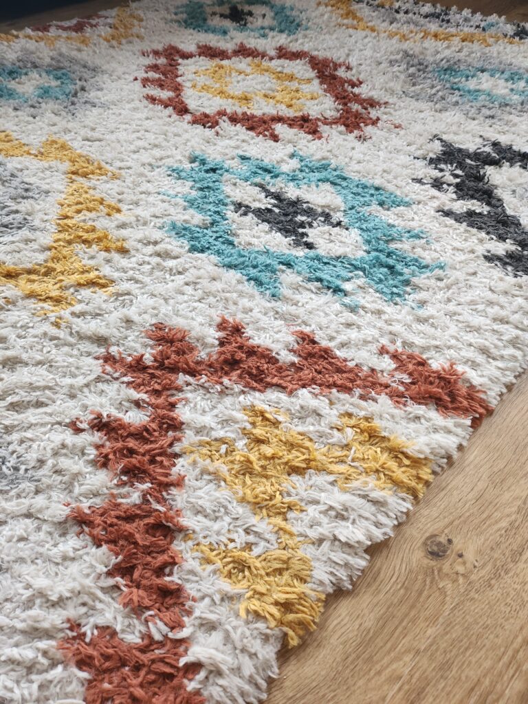 Pitkänukkainen matto