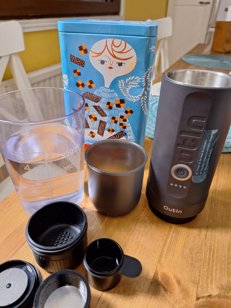 Outin Nano matkakahvinkeitin