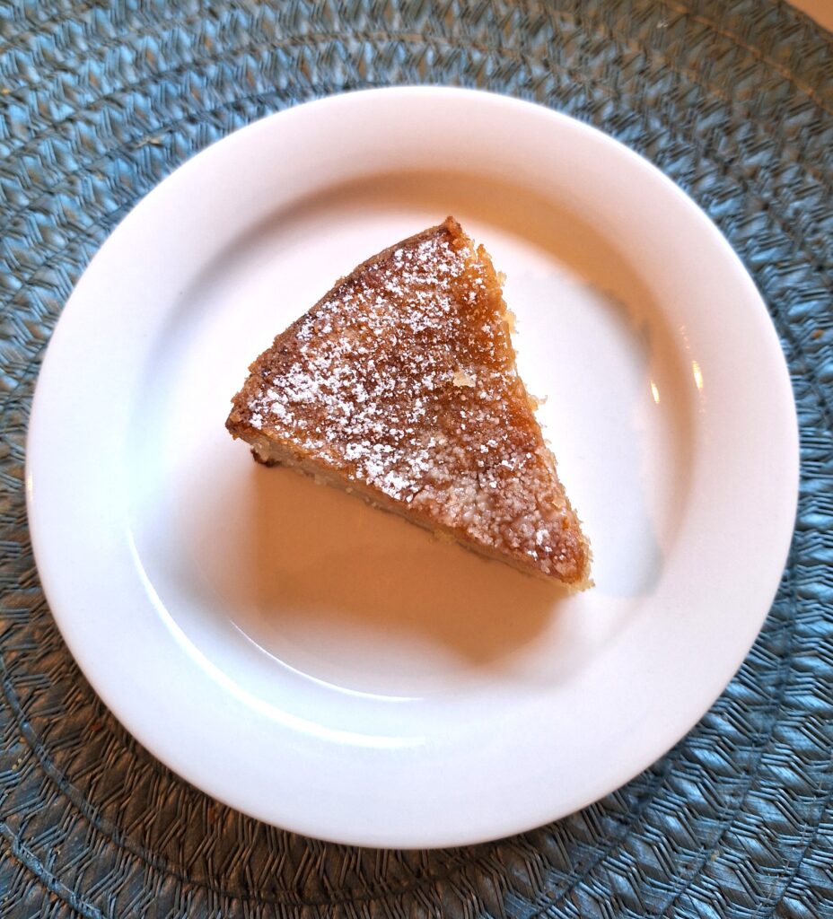 Vegaaninen gluteeniton sitruunakakku