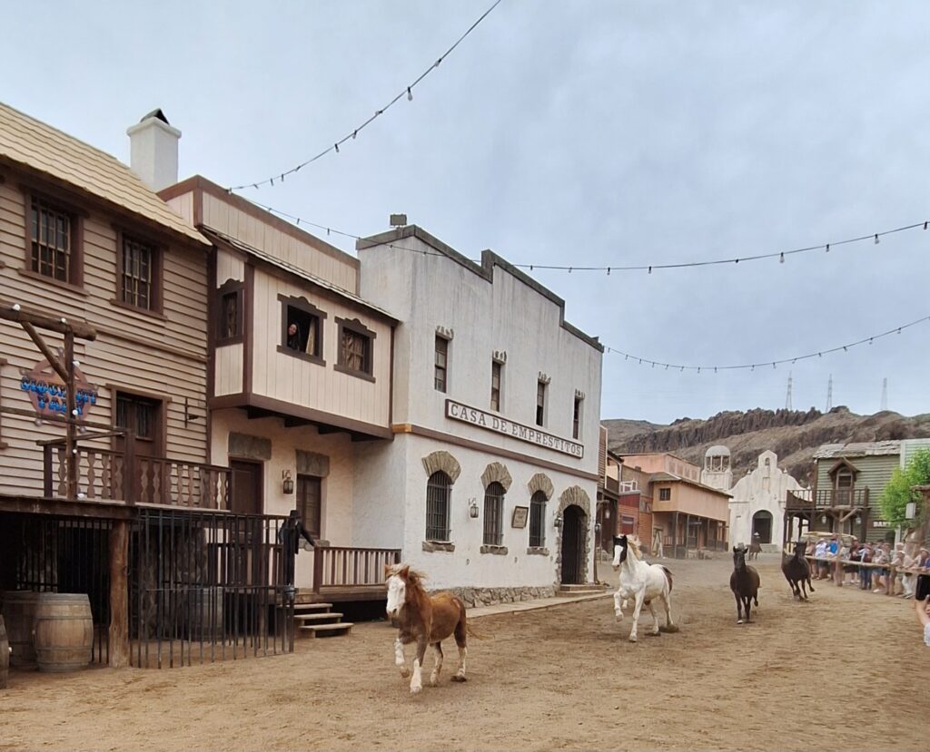 Lännenkylän hevoset