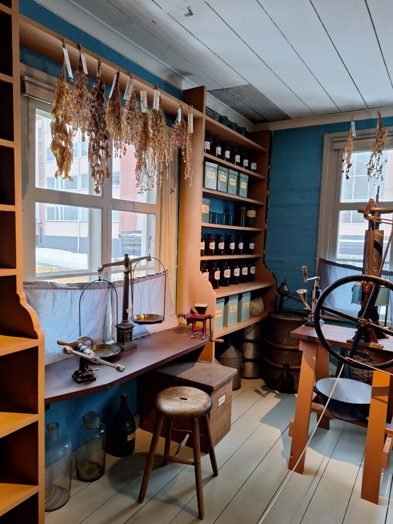 Korttelimuseon apteekki