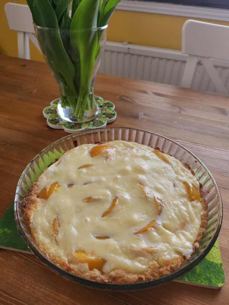 Persikkapiirakka