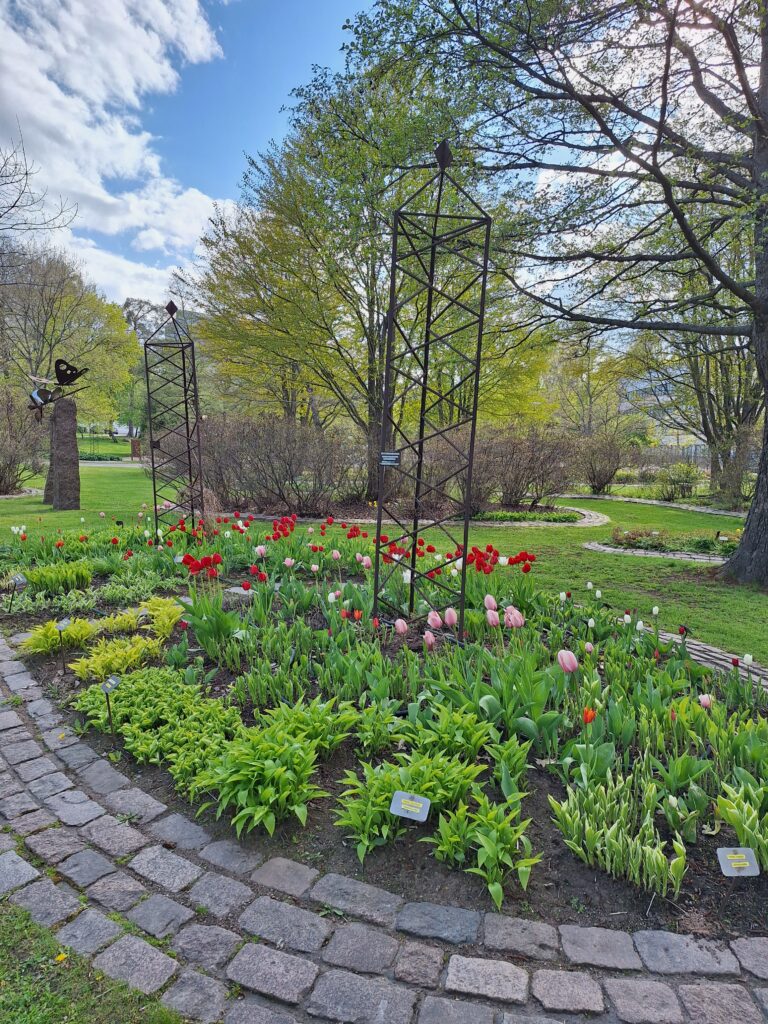 Puistokierroksella Kotkassa