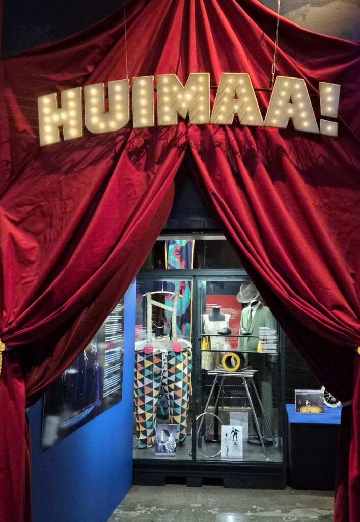 Huimaa! Sirkuksen taikaa ja tarinoita