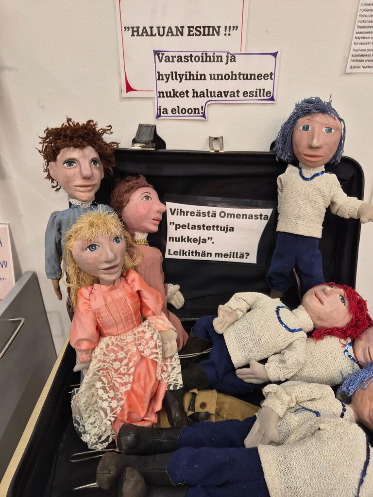 Nukketeatterinäyttely