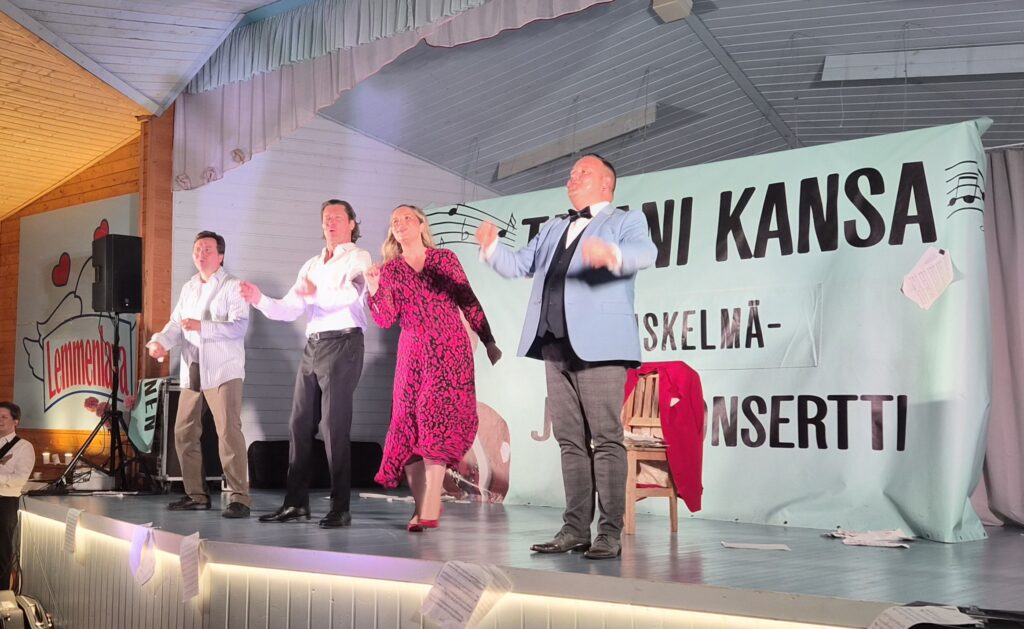 Musiikkinäytelmä Tapani Kansasta